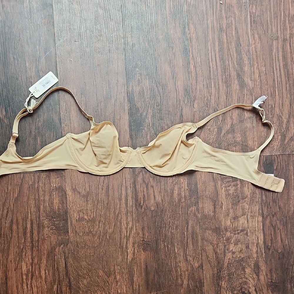Aerie Tan Underwire Bra with Molded Cups
